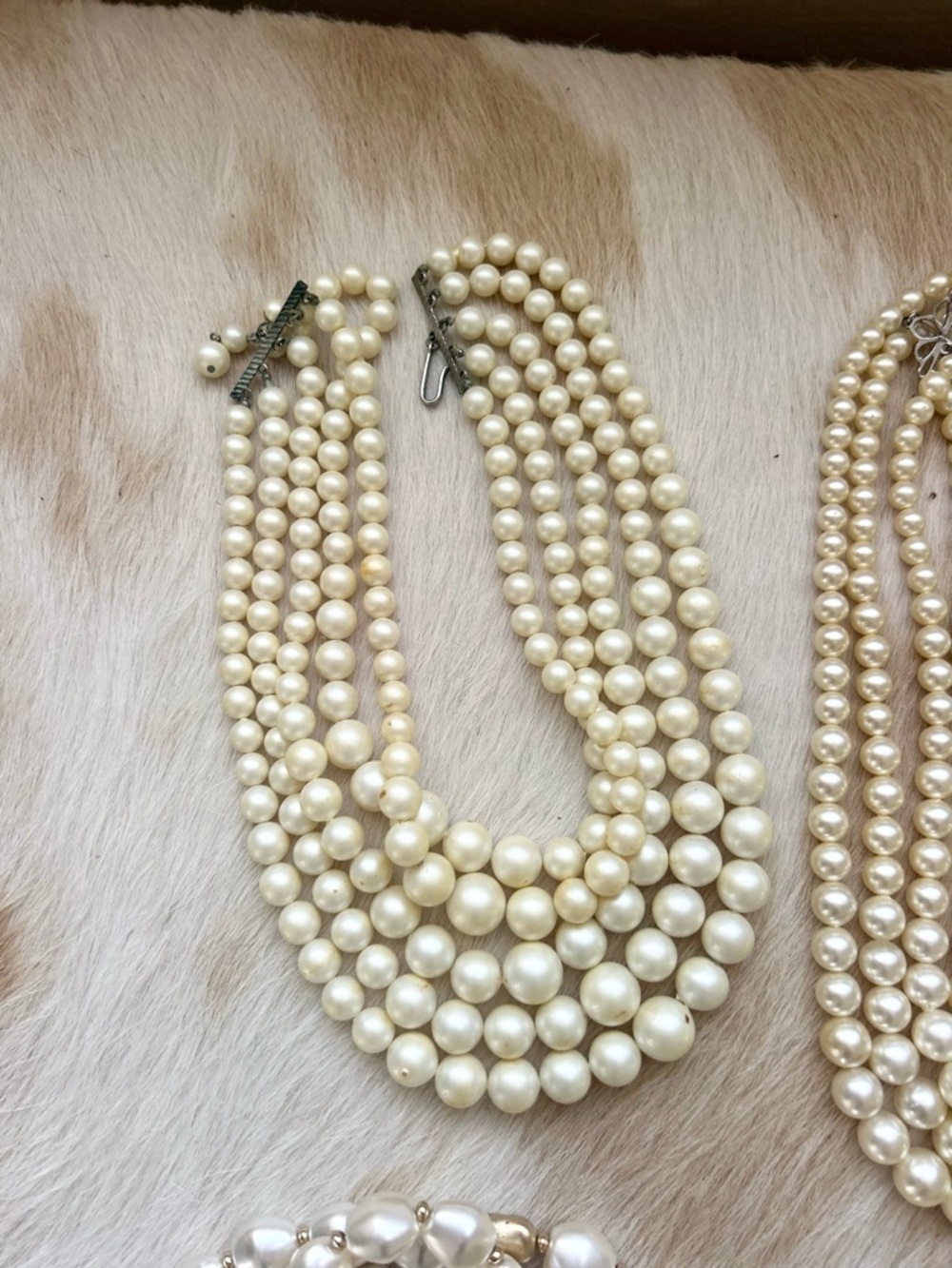 Vintage Faux Pearls Necklace Choker Collection - Picture 5 of 6